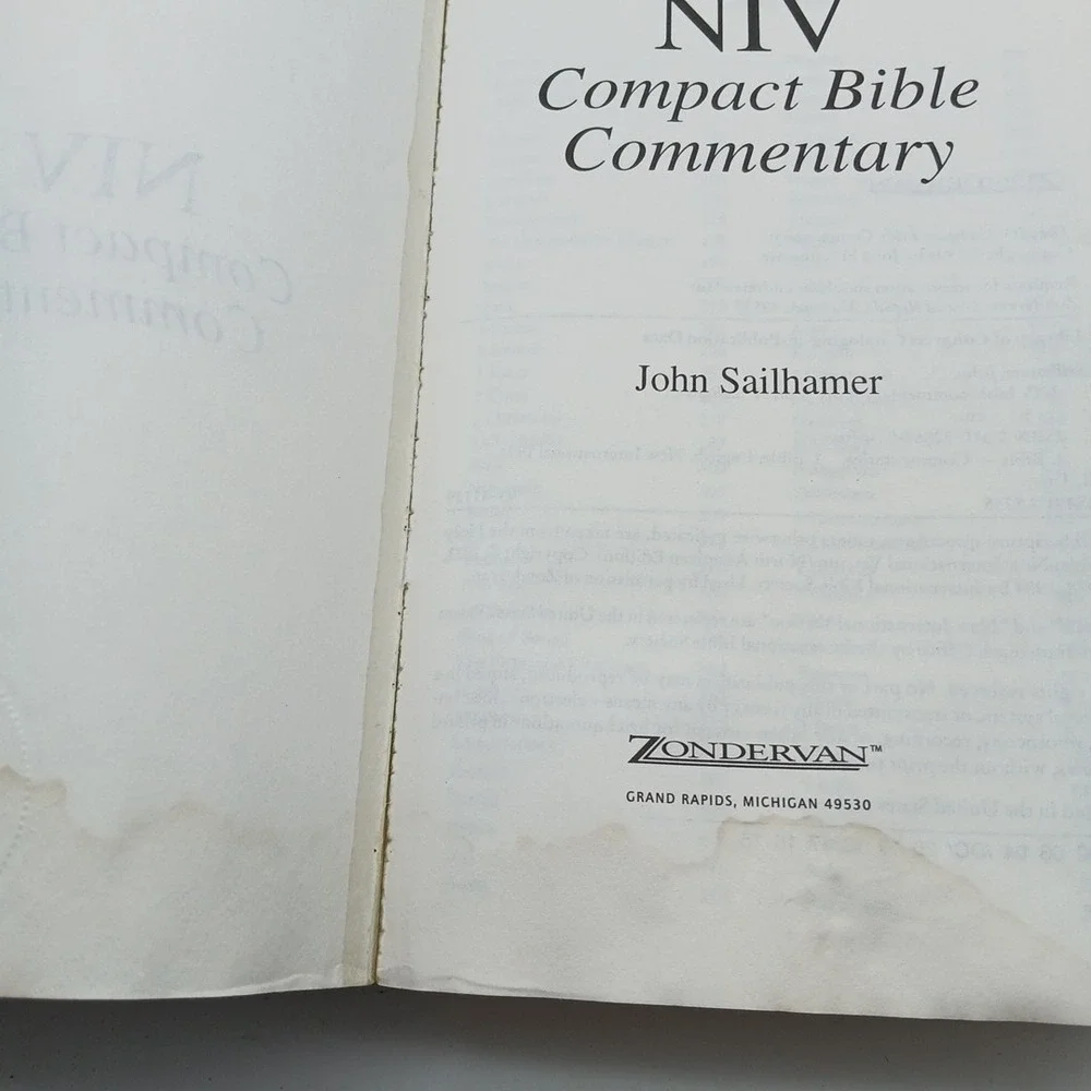 NIV Compact Bible Commentary Paperback‎  By Sailhamer John H  PB